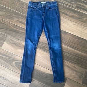 Gap True skinny denim jeans 6